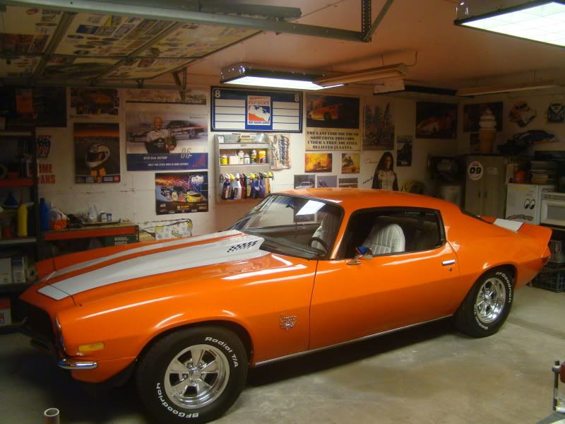 Hugger orange paint question